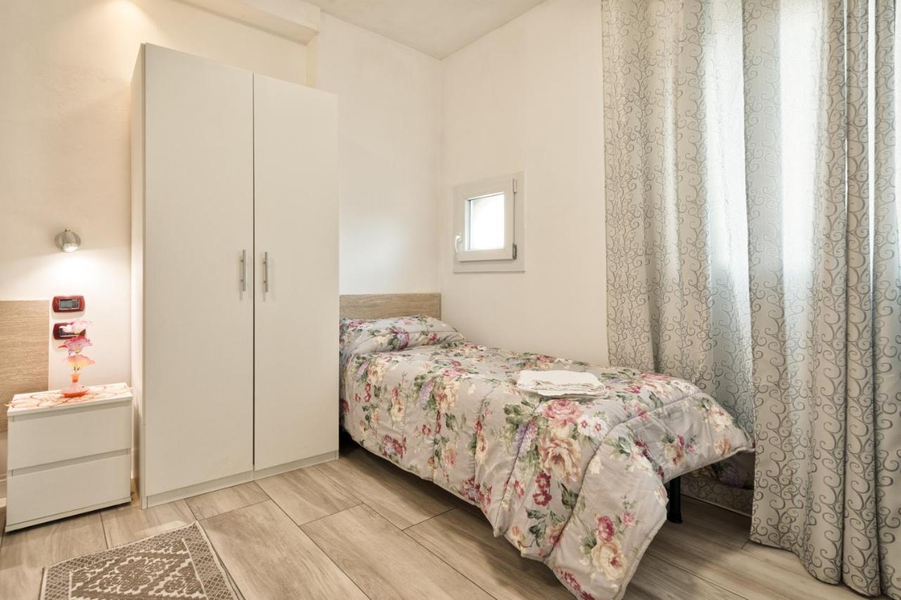 ホテル Venice Pink House マルゲーラ エクステリア 写真