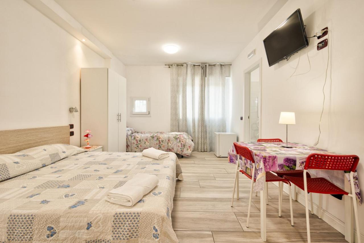 ホテル Venice Pink House マルゲーラ エクステリア 写真