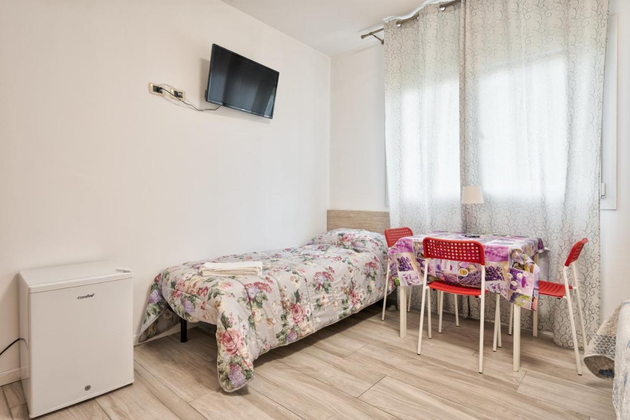 ホテル Venice Pink House マルゲーラ エクステリア 写真