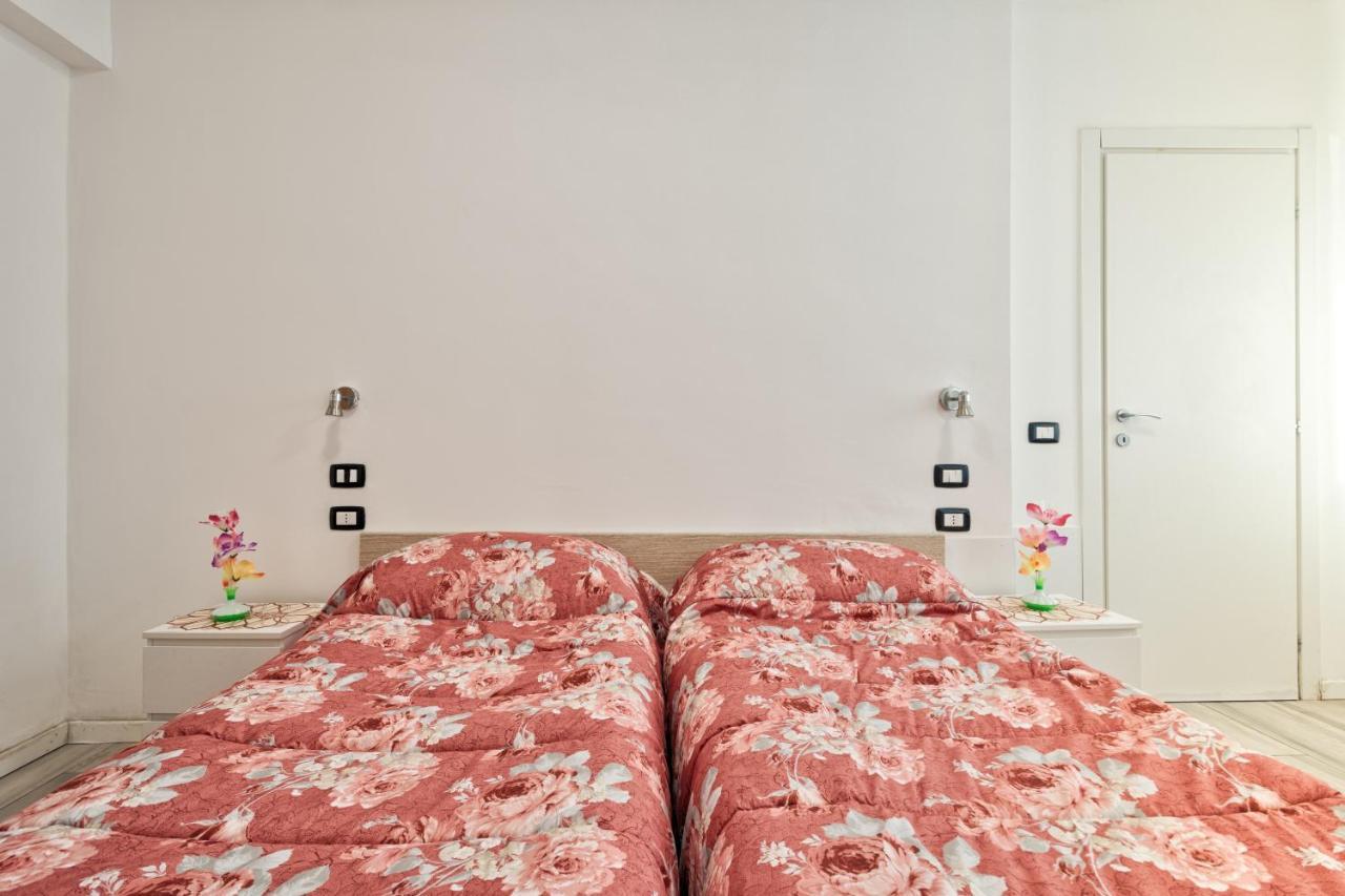ホテル Venice Pink House マルゲーラ エクステリア 写真
